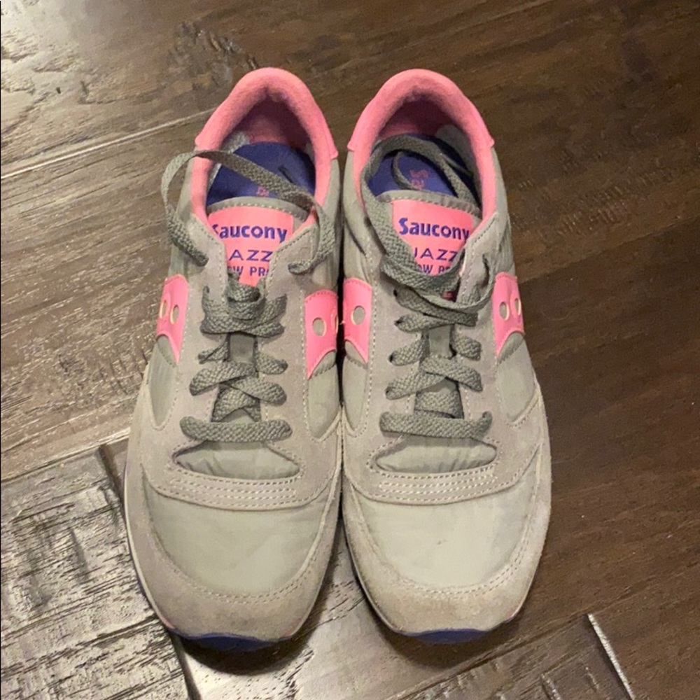 saucony women’s tennis shoes